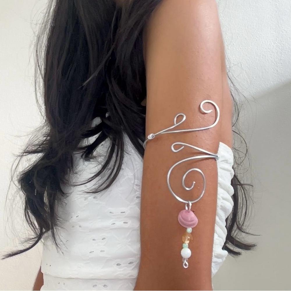 Arm Cuff: Pink Shell - Picture 4 of 4